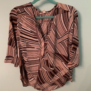 Women’s blouse size large